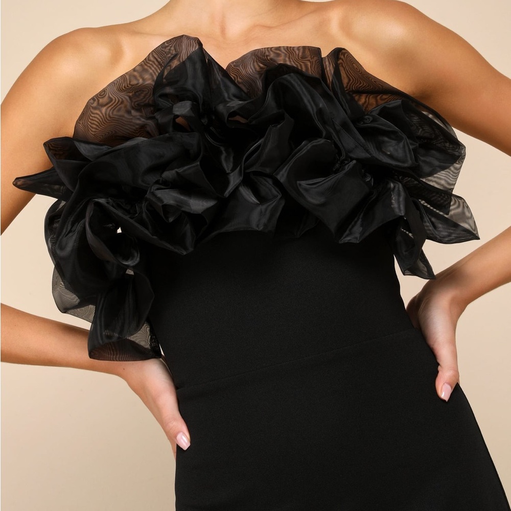 Lulu's Black Strapless Ruffle Dress